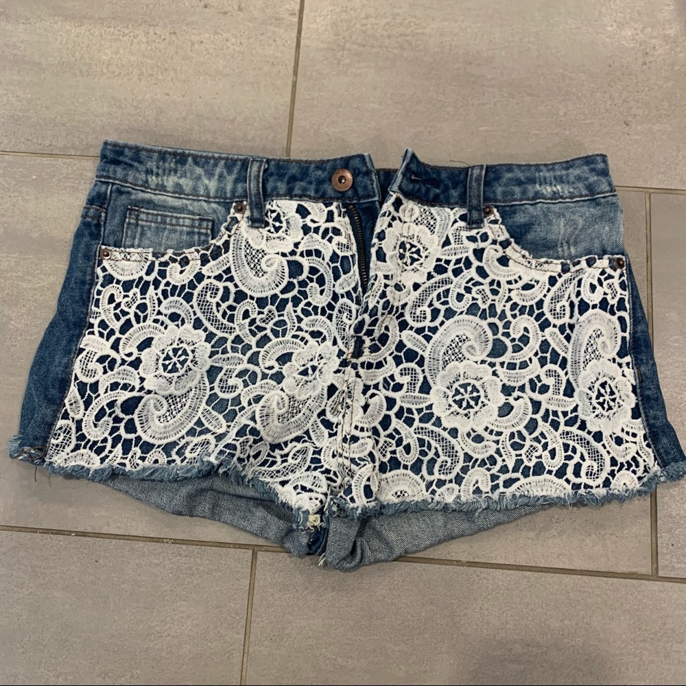 NWOT Lace Front High Waisted Denim Shorts